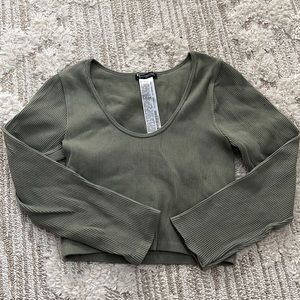 Zara green bodycon 3 quarter sleeve cropped shirt